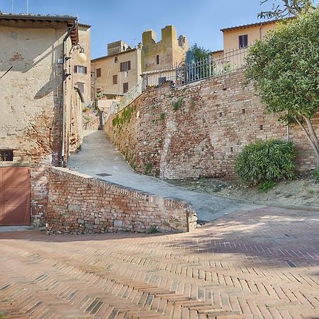 Tognazzi Casa Vacanze - Casa Il Giglio Certaldo Bagian luar foto