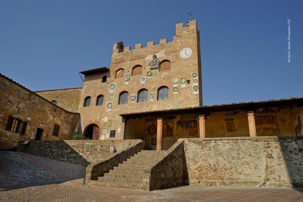 Tognazzi Casa Vacanze - Casa Il Giglio Certaldo Bagian luar foto